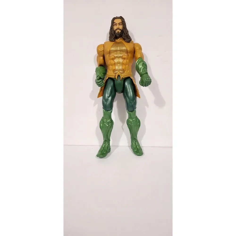 AQUAMAN Jason Momoa Talking Light Up 12